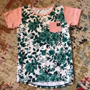 Rags floral pocket tee